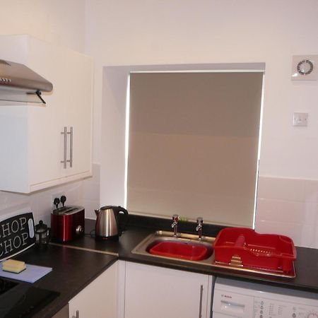 The Torrs Apartments New Mills מראה חיצוני תמונה