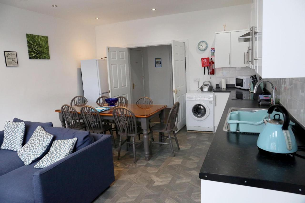 The Torrs Apartments New Mills מראה חיצוני תמונה